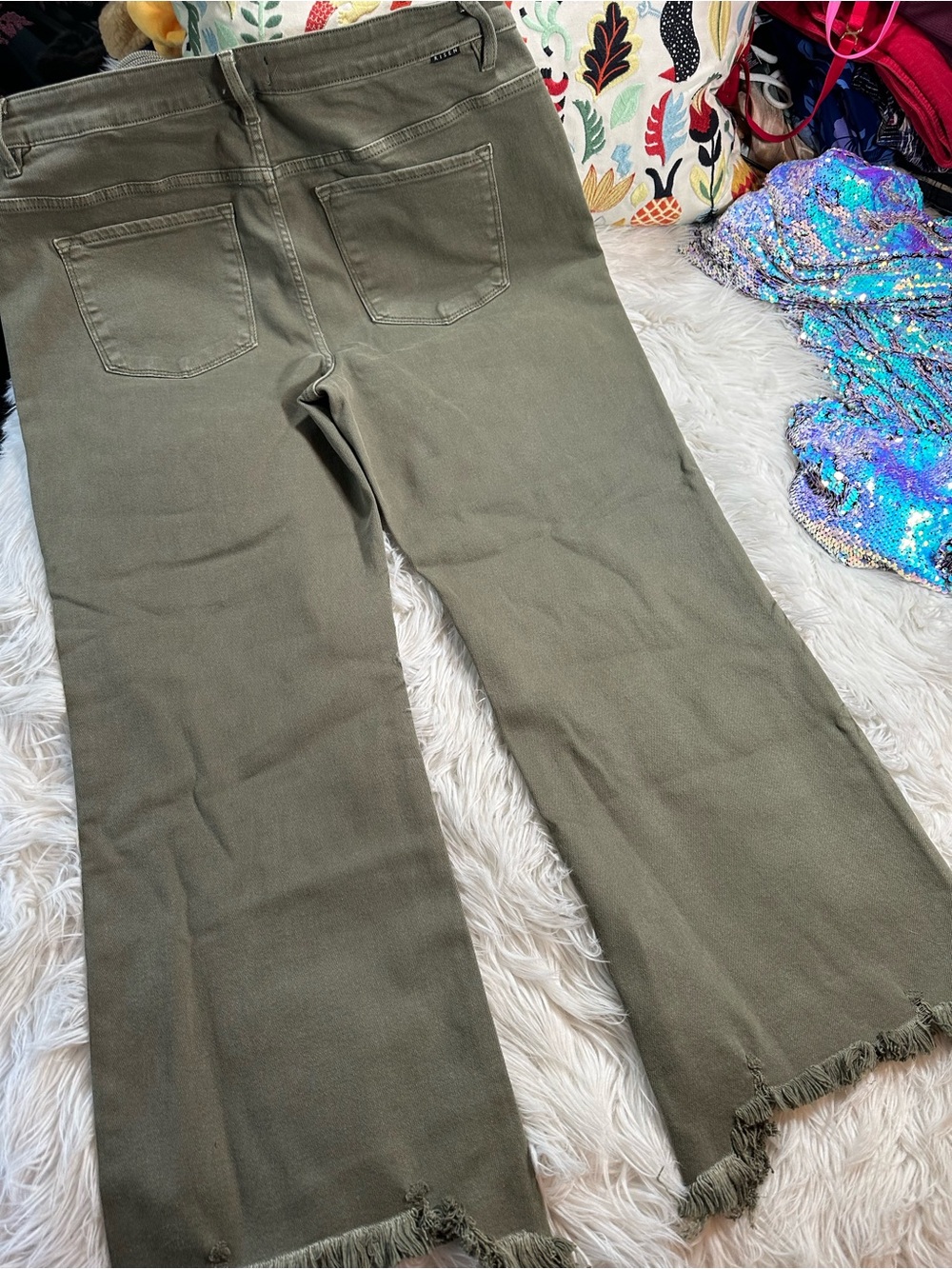 Risen • x Wild Oak Boutique Army Green Distressed Hem Jeans - Picture 5 of 15